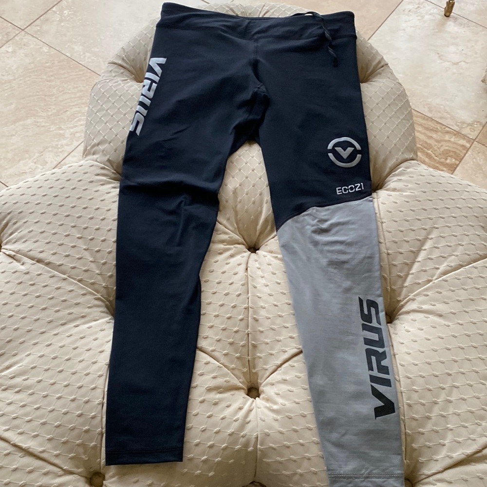Virus Women’s leggings 2 pairs